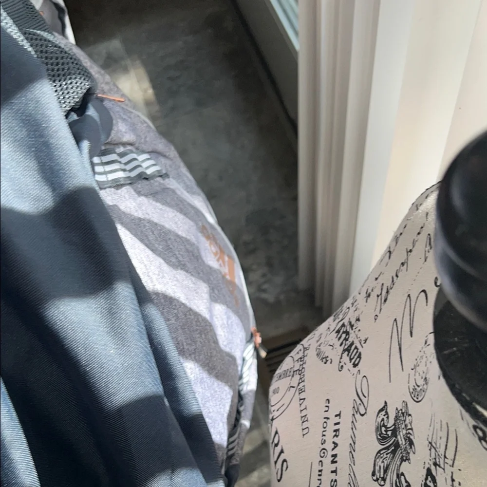 Adidas backpack full size - Picture 8 of 11